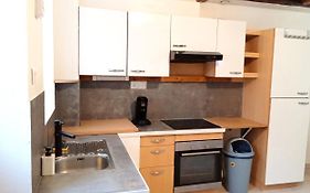Elegante Maison Centre Romilly